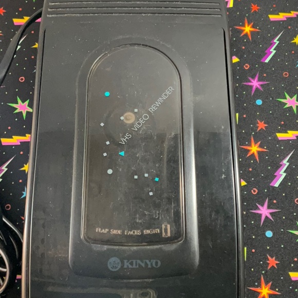 Pre-owned Kinyo VHS rewinder (please see description) - Picture 2 of 8